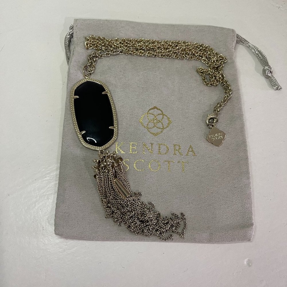 Kendra Scott Gold and Black Rayne necklace